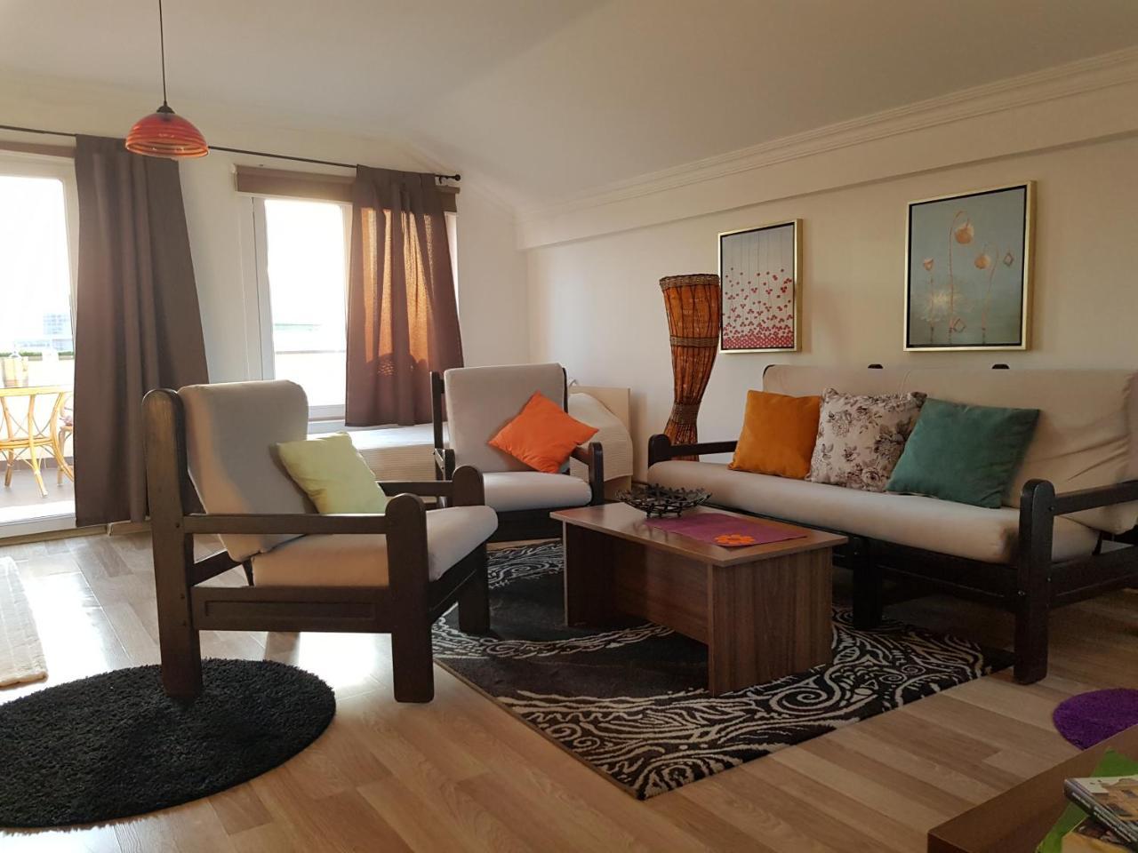 Hotel Kika Prishtine Bagian luar foto